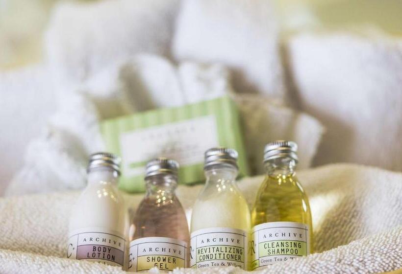 스위트 킹사이즈 침대, The Wildwood