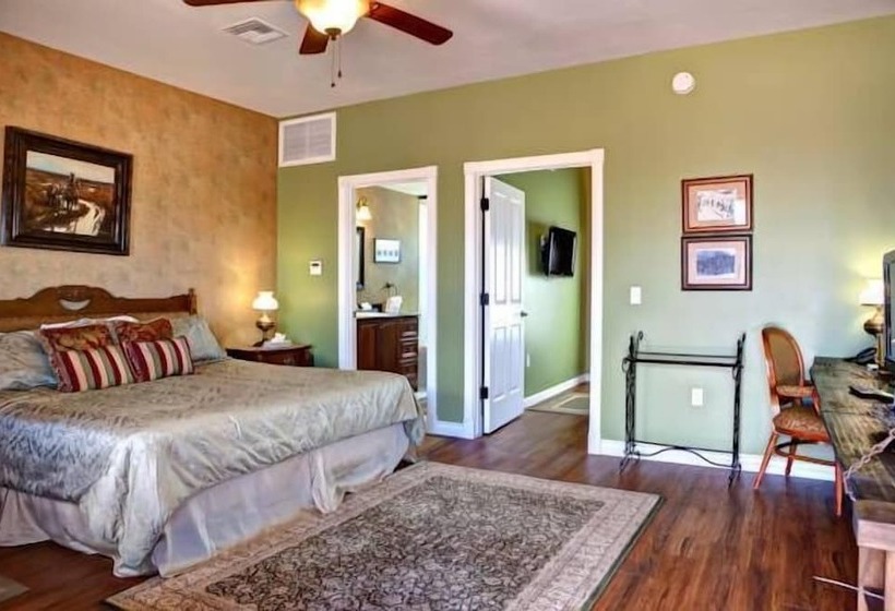 סוויטת ג'וניור, Tombstone Monument Guest Ranch