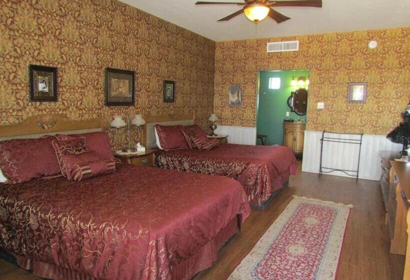 Номер Стандарт, Tombstone Monument Guest Ranch