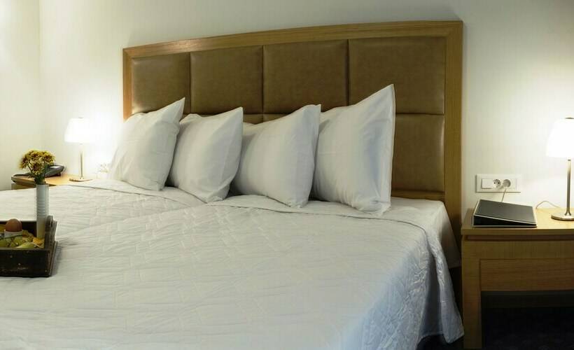 חדר סטנדרט יחיד, Tripoli City