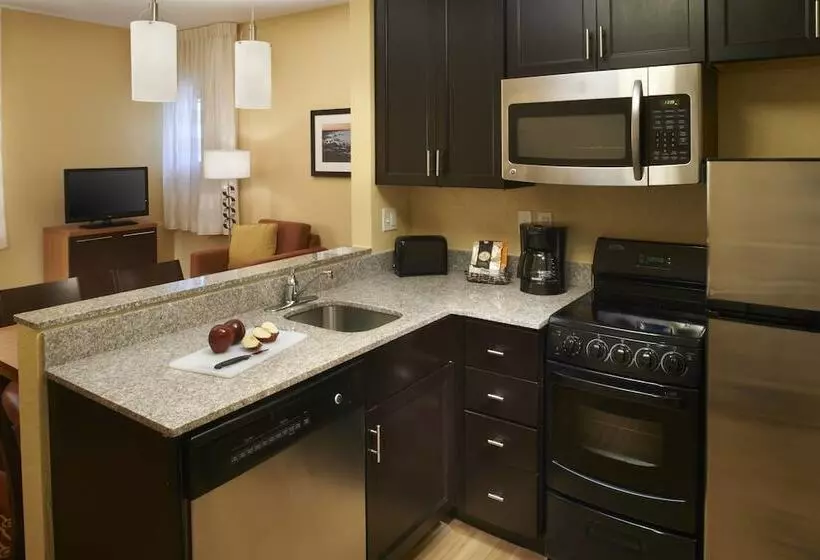 ２ベッドスイートルーム, Towneplace Suites By Marriott Saginaw