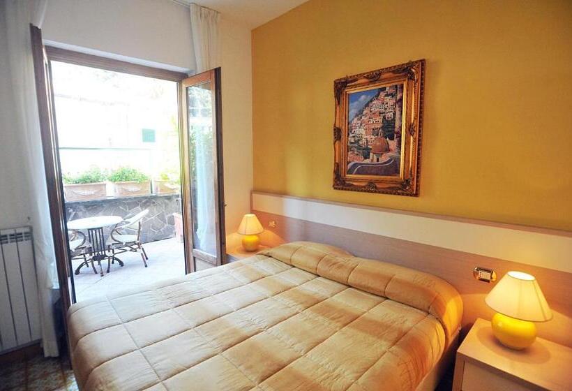 Номер Стандарт с Террасой, Villa Adriana Amalfi