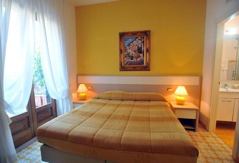 Номер Стандарт с Террасой, Villa Adriana Amalfi