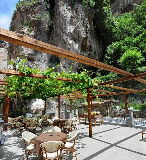 Номер Стандарт с Террасой, Villa Adriana Amalfi