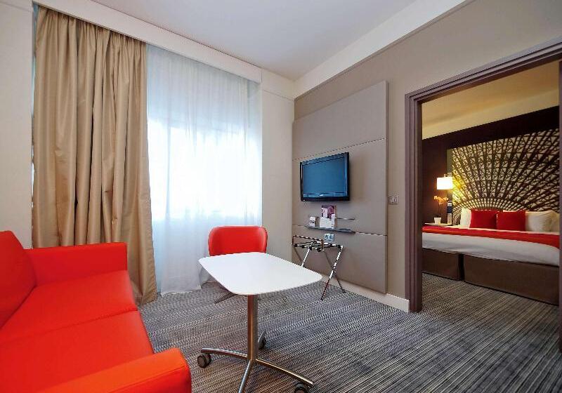 キングサイズベッドのスイートルーム, Hampton Inn & Suites Grand Forks