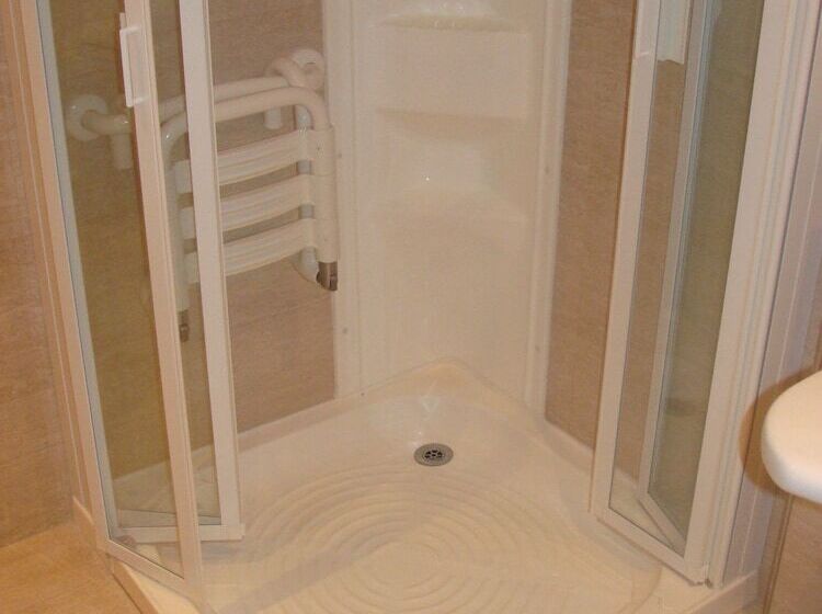 חדר סטנדרט לשלושה, Belforte