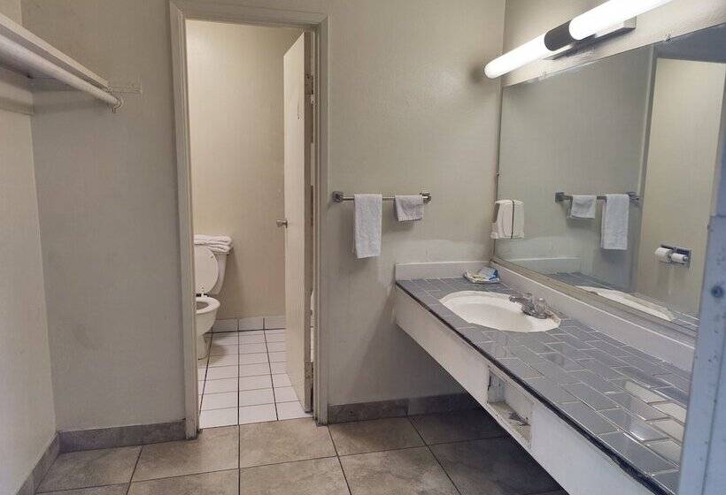 Номер Стандарт, Best Inn & Suites
