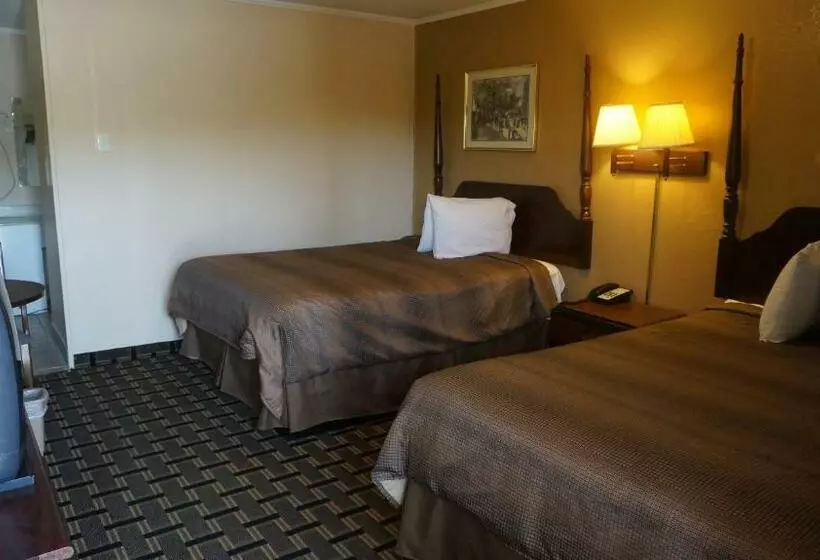 ２ダブルベッドのスタンダードルーム, Budget Inn Malvern