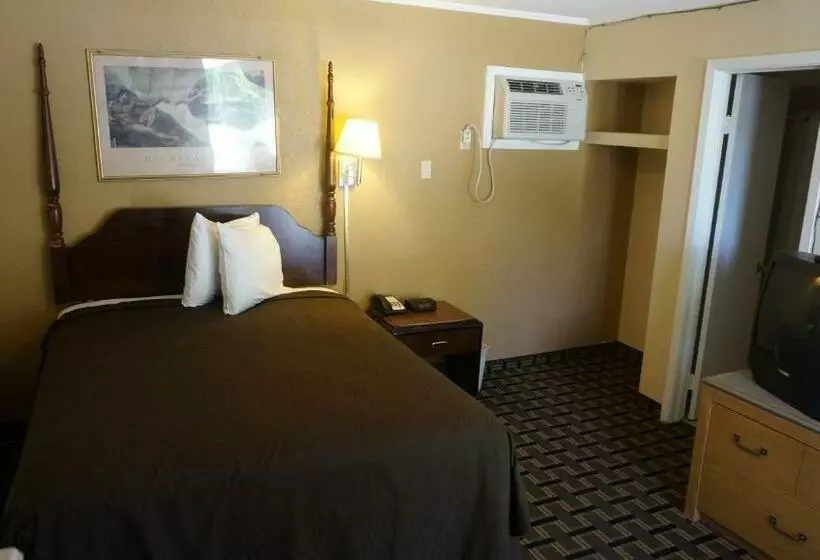 スタンダードルーム, Budget Inn Malvern