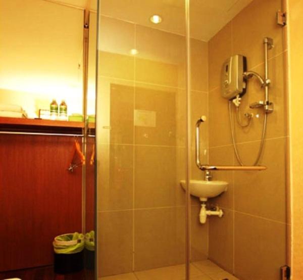 Номер Стандарт, Country