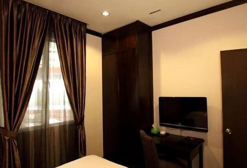 Номер Deluxe, Country