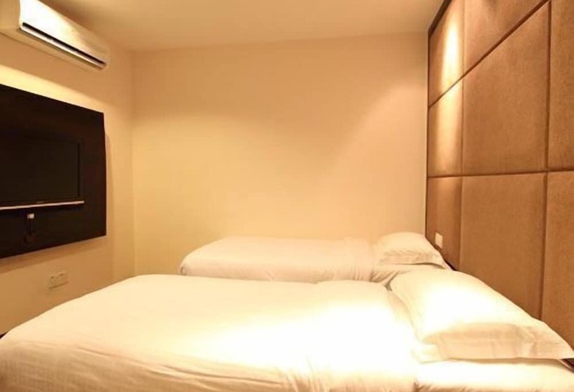 Номер Deluxe, Country