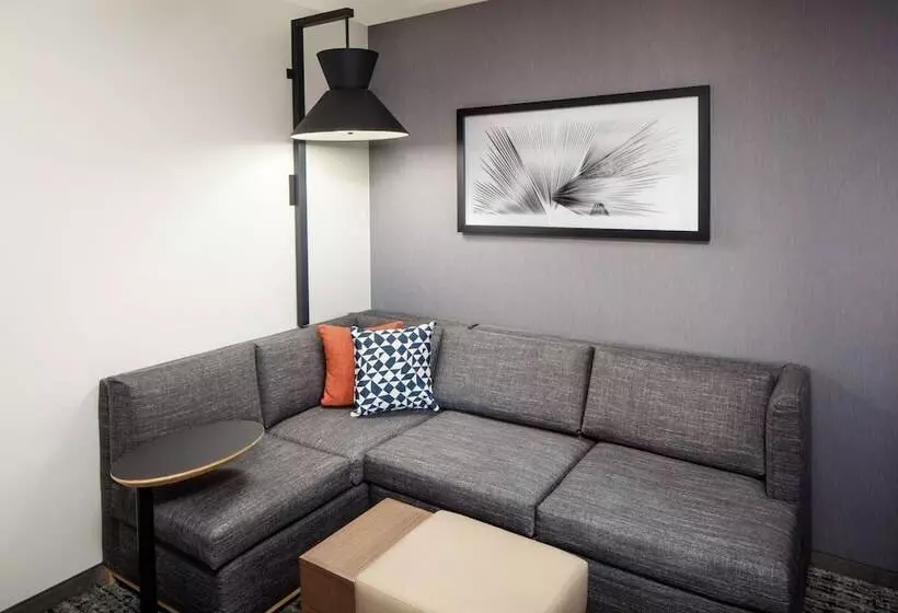 上層階スタンダードルーム, Hyatt Place Nashville Downtown