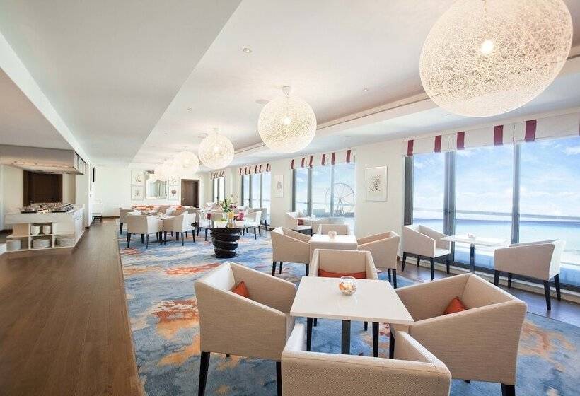 Номер Клуб Вид на Море, Ja Ocean View Hotel, Jumeirah Beach Dubai