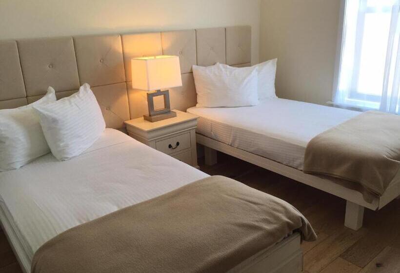 Standard Szoba, Long Beach