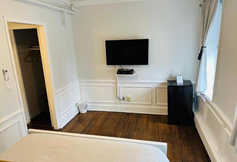 Deluxe Szoba, Long Beach