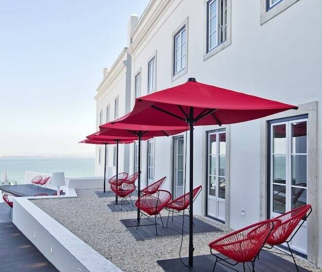 Quarto Estandar com Terraço, Memmo Alfama   Design Hotels