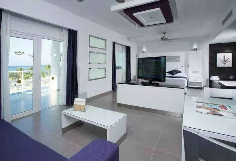 سوئیت پریمیوم با چشم‌انداز دریا, Hotel Riu Palace Jamaica - Adults Only - All Inclusive