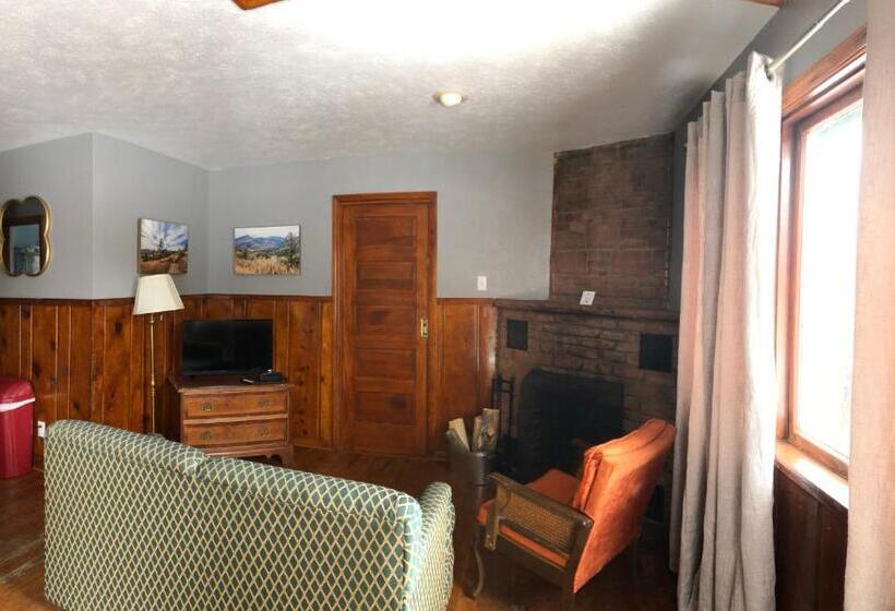 غرفة ديلوكس, Stone Mountain Lodge