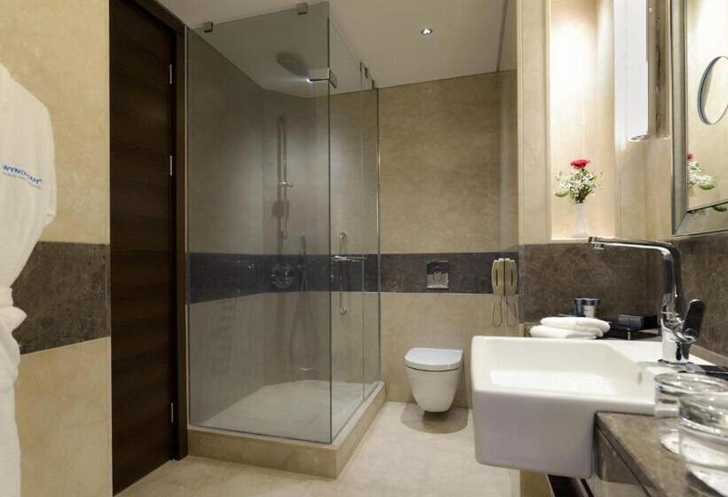 스탠다드 룸 주방구비, Wyndham Grand Istanbul Europe