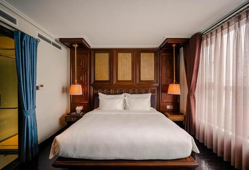 سوییت, Le Jardin Hotel Haute Couture