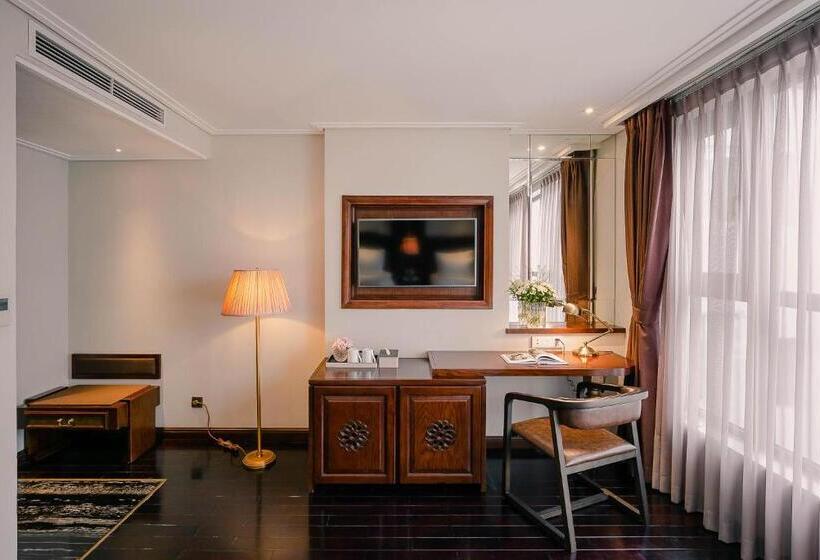 اتاق لوکس, Le Jardin Hotel Haute Couture