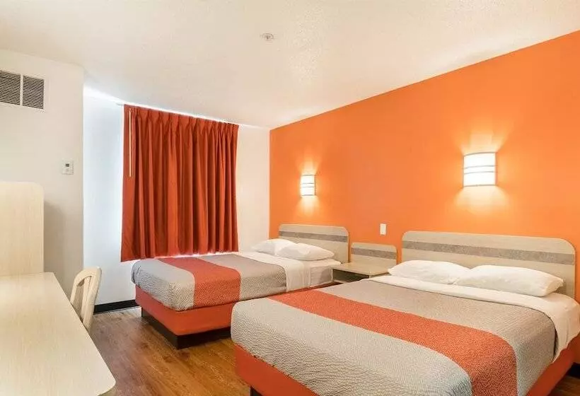 ２ダブルベッドのスタンダードルーム, Motel 6 Newport, Tn