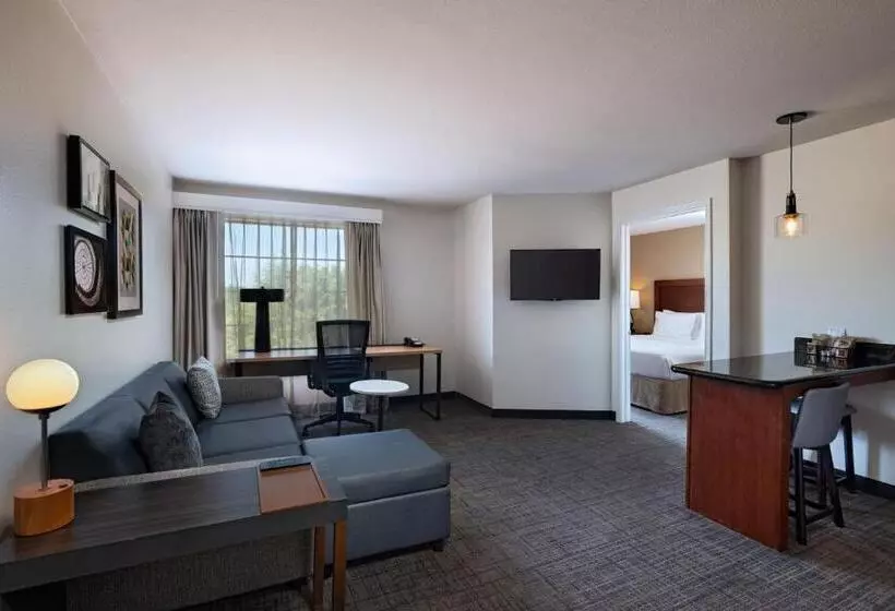 Sviitti Liikuntarajoitteisille, Residence Inn Beaumont