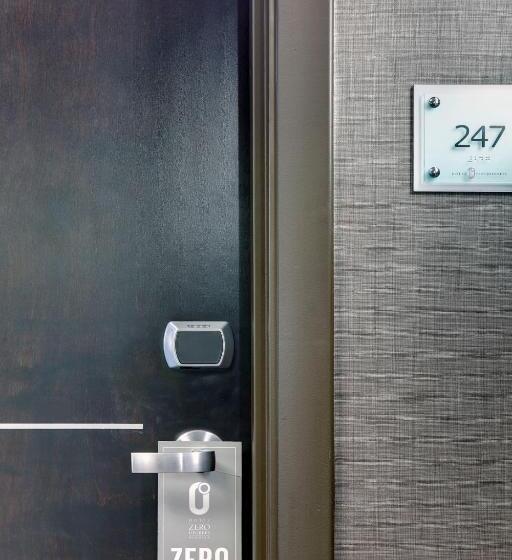 디럭스 룸, The Watershed   Formerly Hotel Zero Degrees