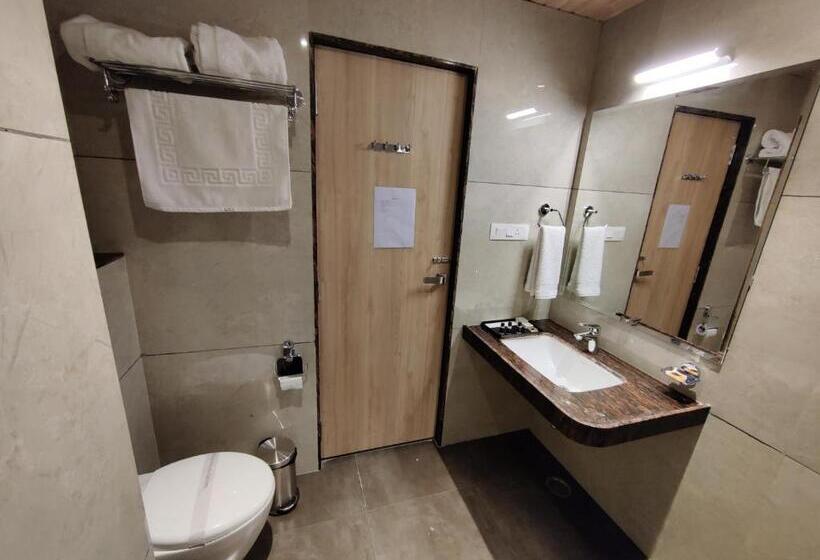 اتاق سوپریور, Lilichham