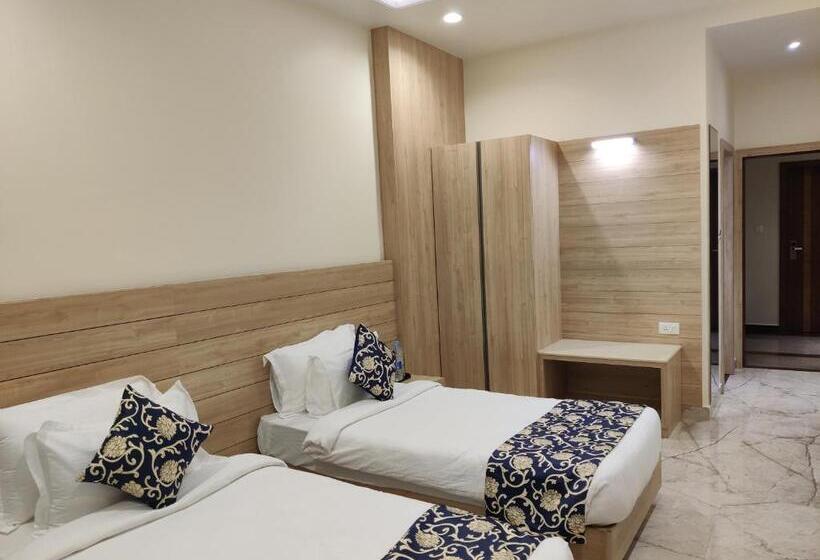 اتاق استاندارد, Lilichham