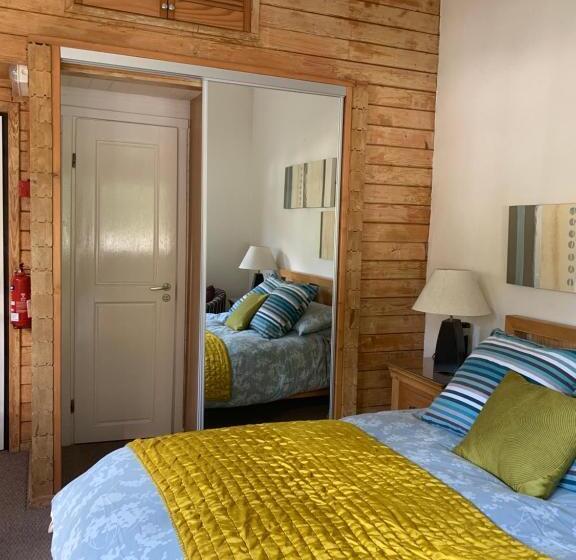 חדר דלוקס, The Cottage Bed & Breakfast