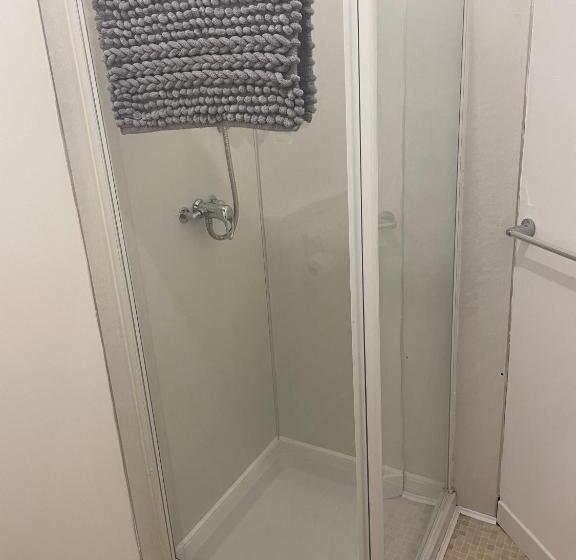 스탠다드 싱글 룸, Winmar