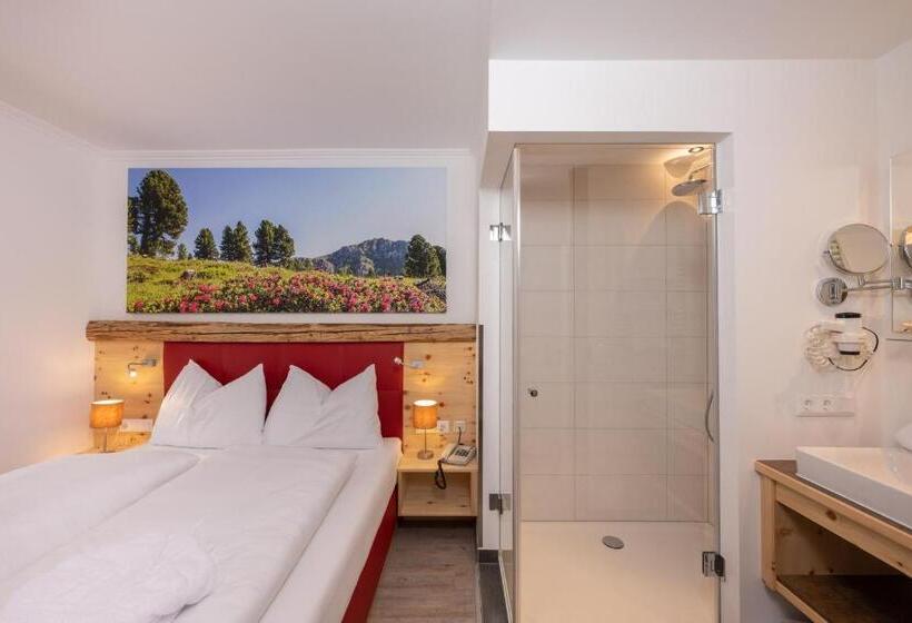 Номер Стандарт с Балконом, Genusshotel Almrausch