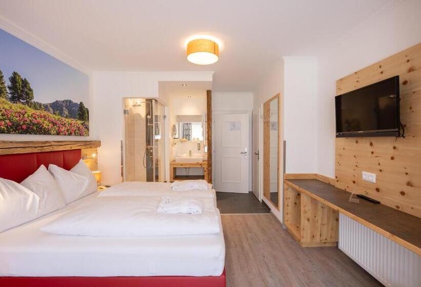 Номер Стандарт с Балконом, Genusshotel Almrausch