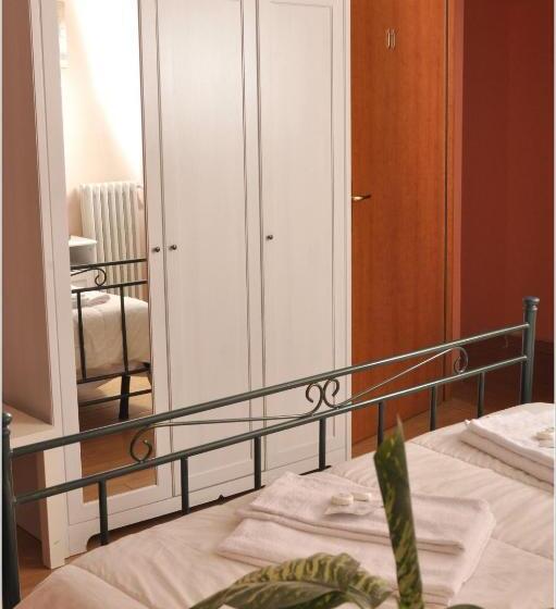 اتاق استاندارد اینتریور, Gialel B&b