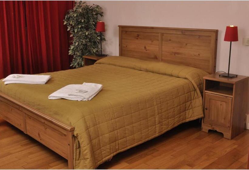 اتاق استاندارد اینتریور, Gialel B&b