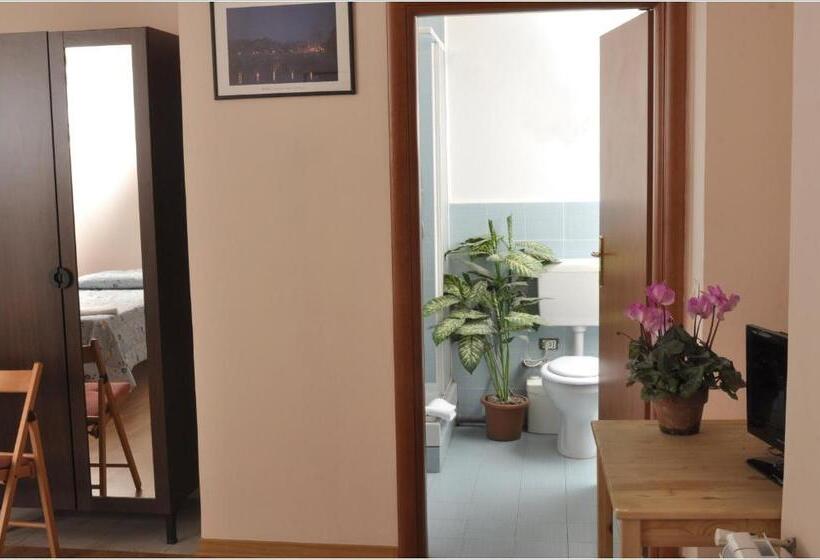 اتاق استاندارد پریمیوم سه تخته, Gialel B&b