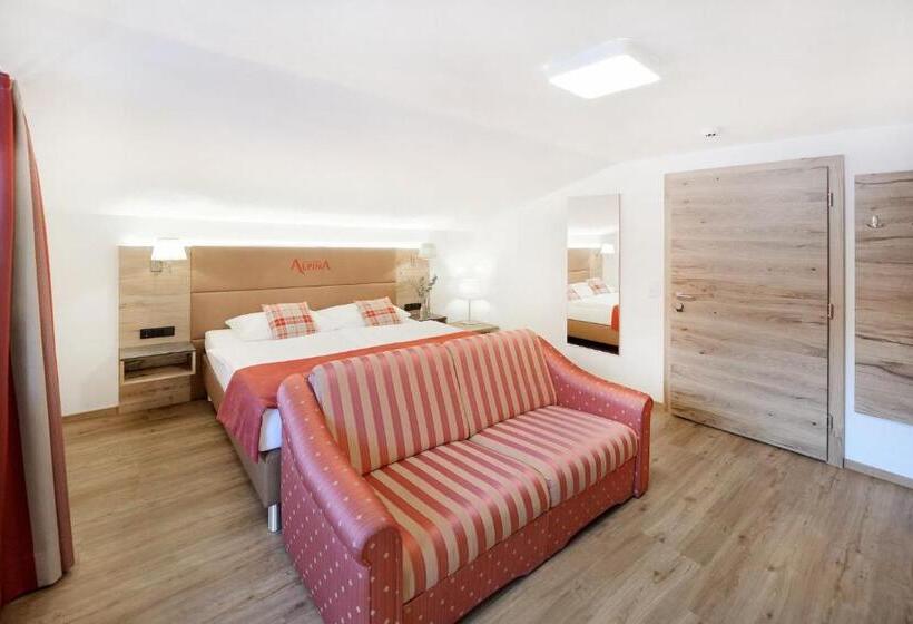 اتاق لوکس با بالکن, Alpina Superior