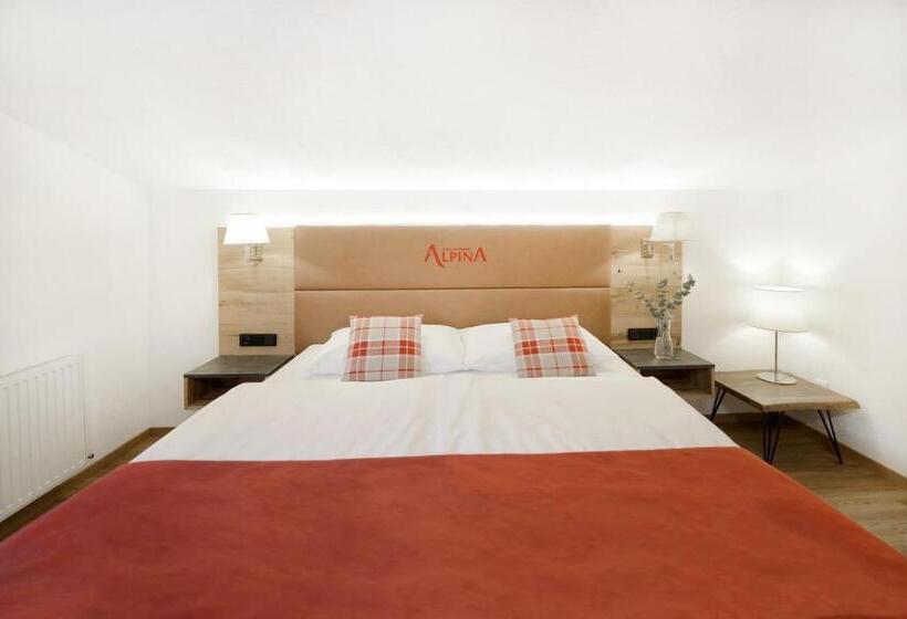 اتاق لوکس با بالکن, Alpina Superior