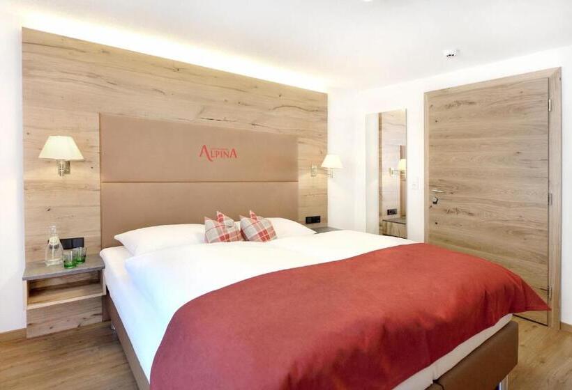 اتاق استاندارد با بالکن, Alpina Superior