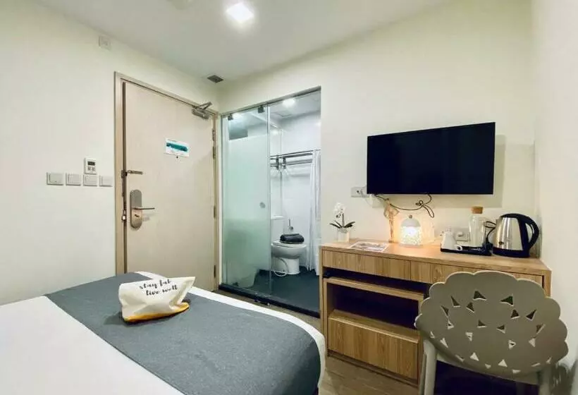 اتاق استاندارد, Aura Hotel Mackenzie