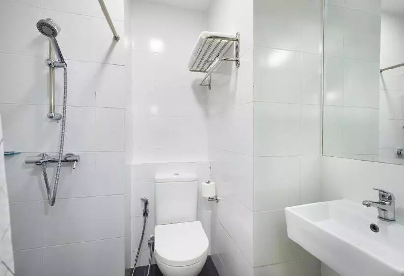 اتاق استاندارد یک نفره, Aura Hotel Mackenzie