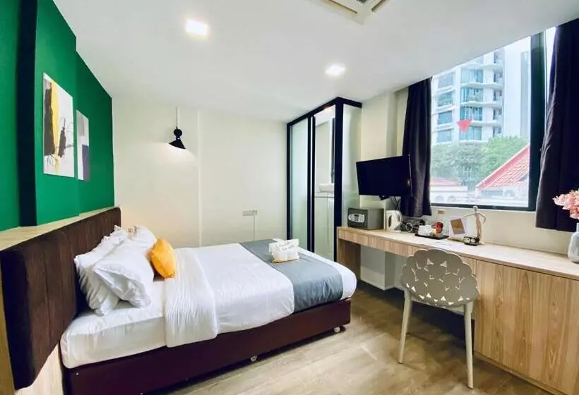 اتاق استاندارد با تخت دو نفره بزرگ, Aura Hotel Mackenzie