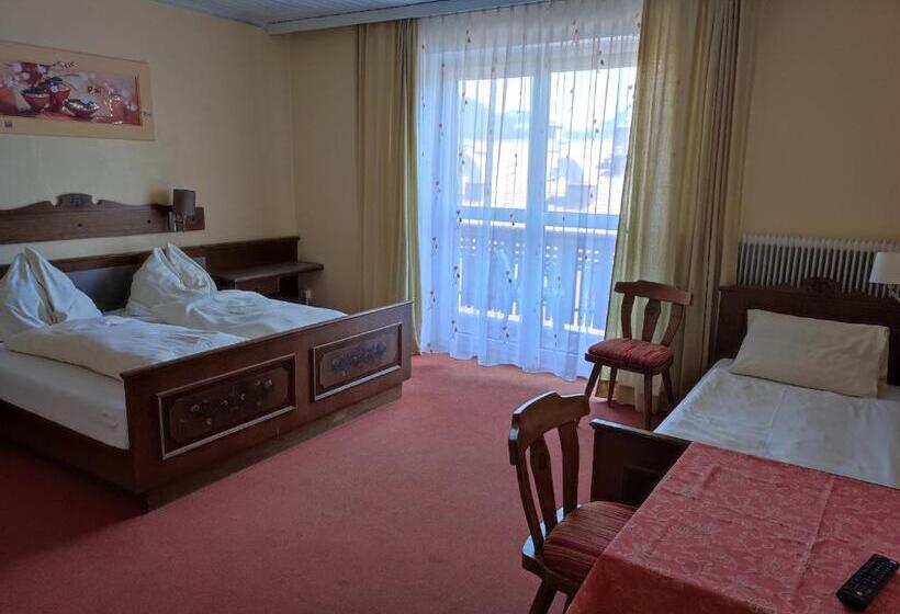 חדר סטנדרט לשלושה, Gasthof Goldener Stern