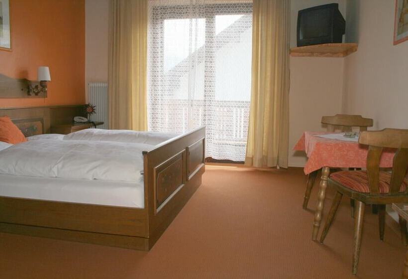 חדר סטנדרט לשלושה, Gasthof Goldener Stern