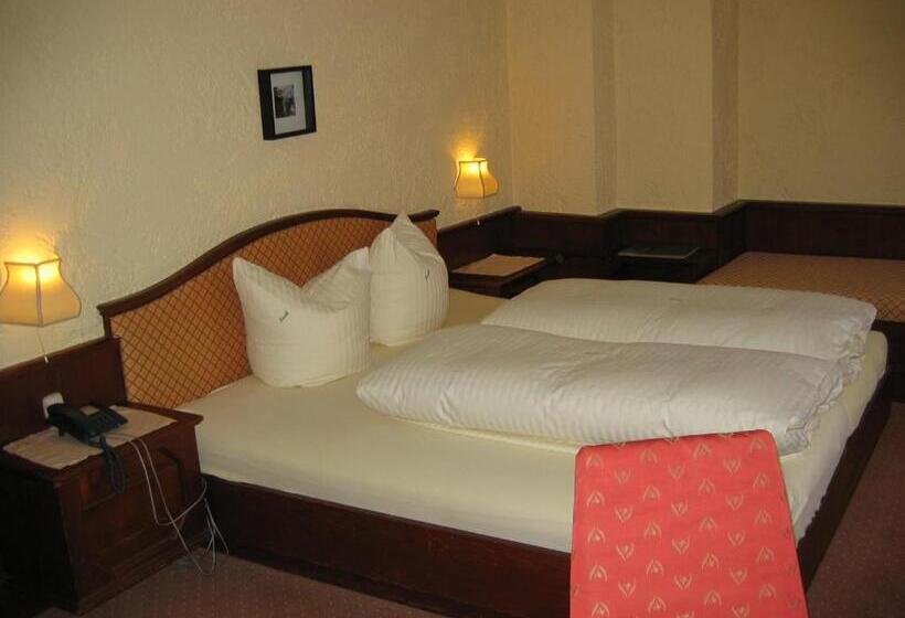 غرفة قياسية رباعية, Gasthof Koreth