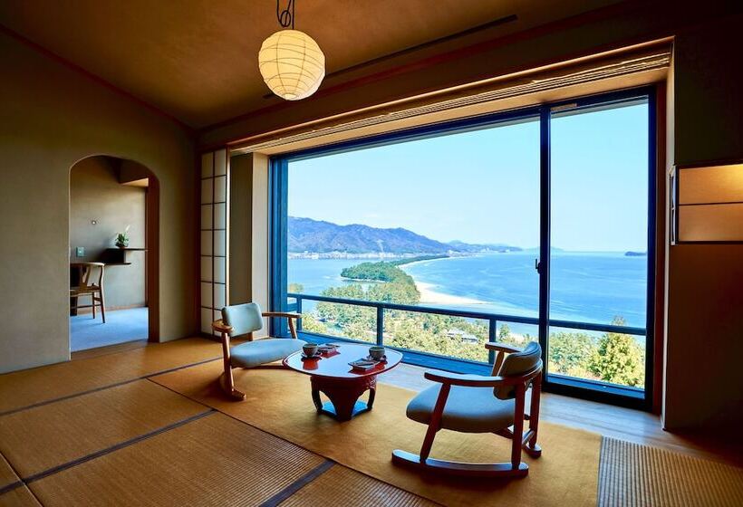 高级大房间, Genmyoan