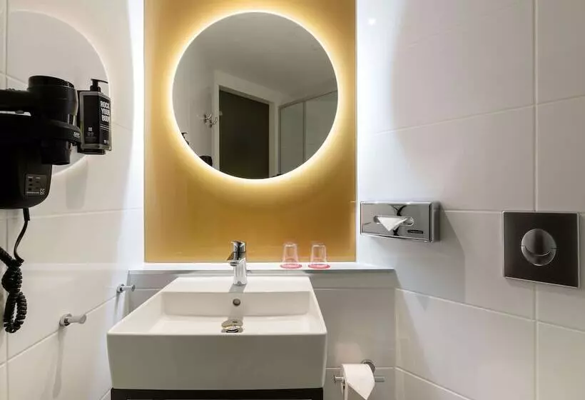 Standard-huone, Ibis Berlin Kurfuerstendamm