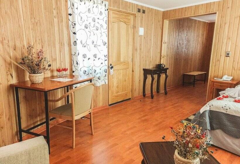 套房, Iorana Tolache